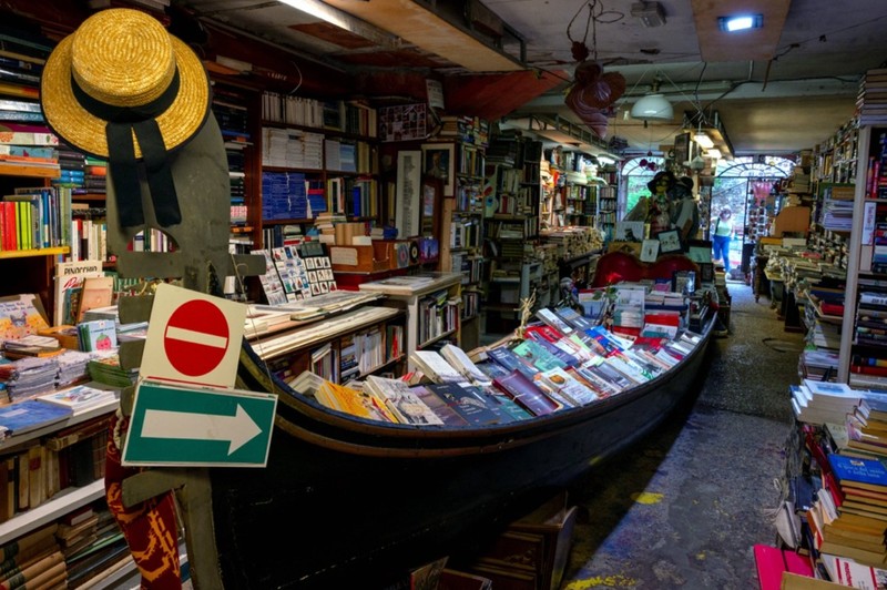 Die Librería Acqua Alta in Venedig