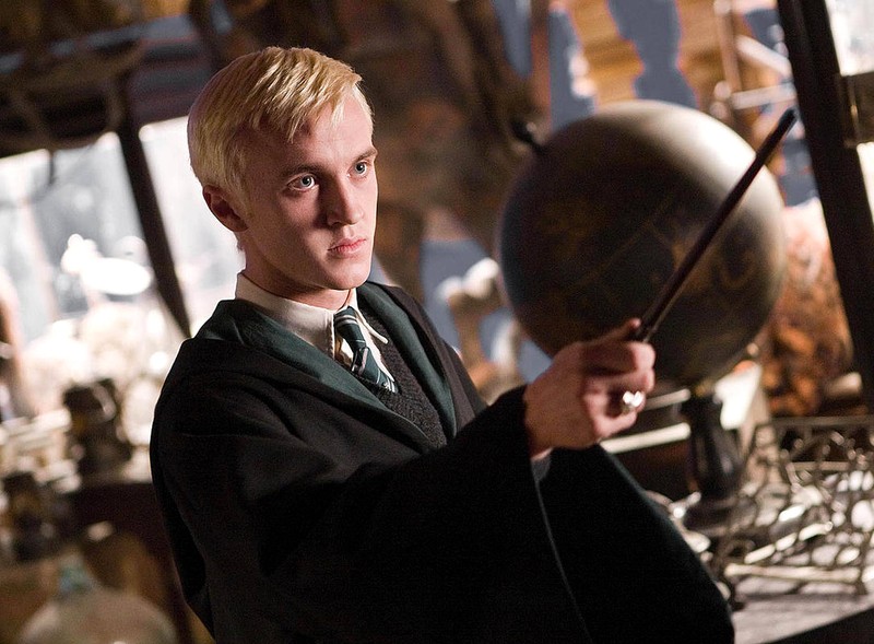 Draco Malfoy findet am Ende mit seiner Vergangenheit Frieden.