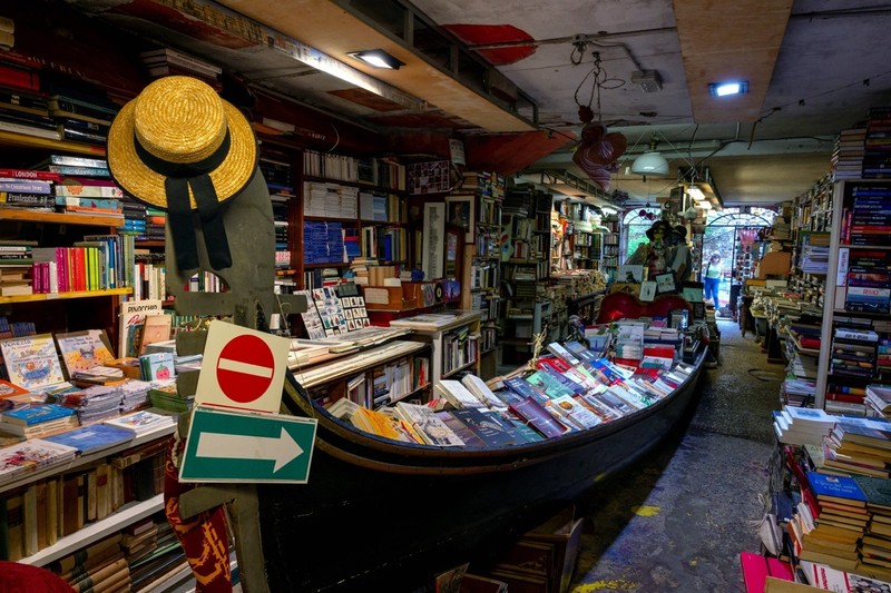 Die Librería Acqua Alta in Venedig