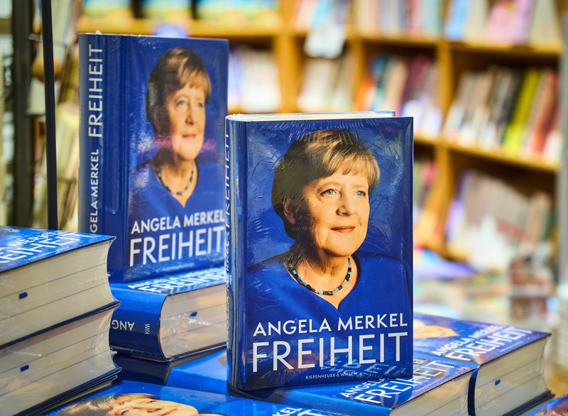 „Freiheit“ von Angela Merkel beinhaltet nicht nur ihre politische Karriere, sondern auch Teile ihres Privatlebens.