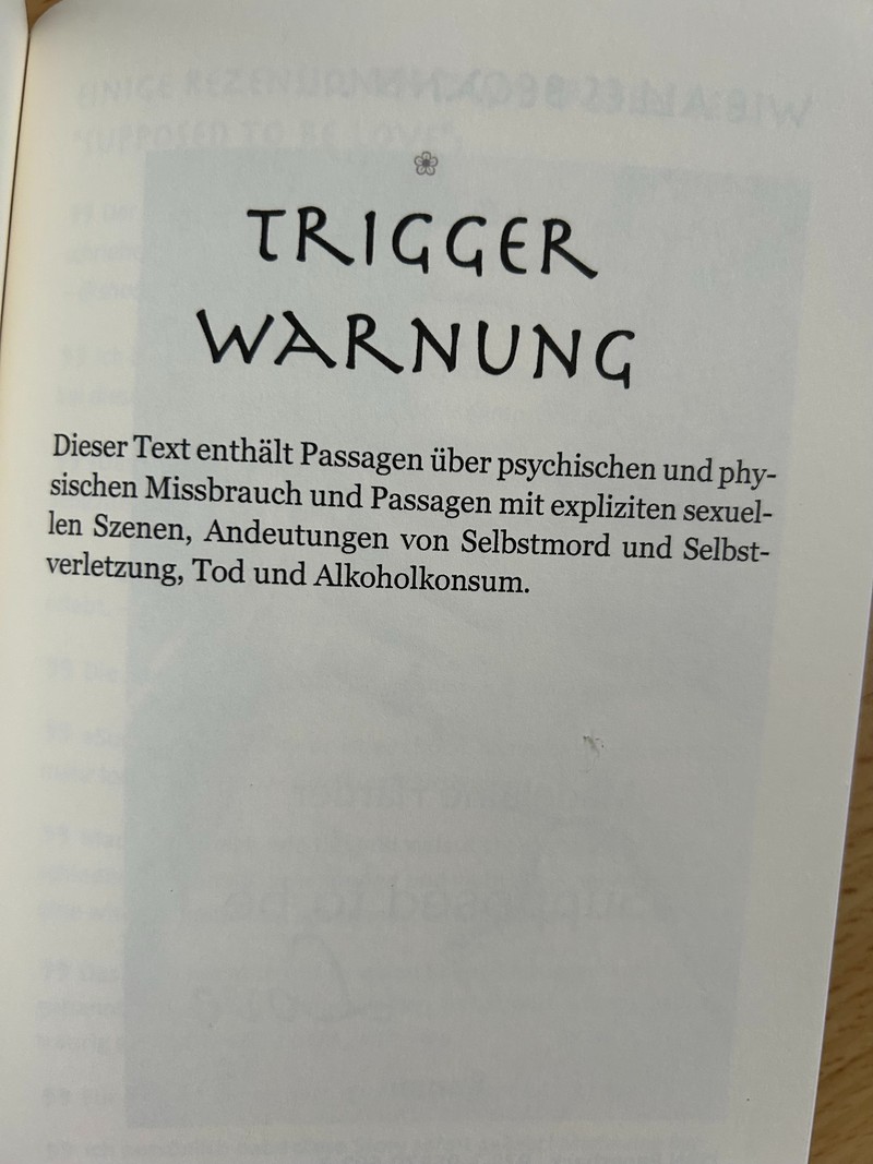 Eine Triggerwarnung ist zwar ein guter Anfang, aber viele finden, das reicht nicht.