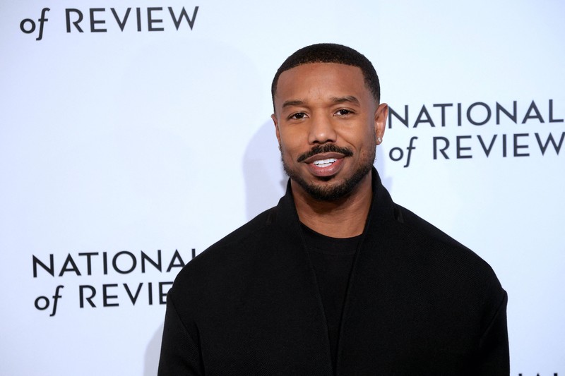 Michael B. Jordan wird als Produzent an der Verfilmung von „Fourth Wing“ arbeiten.