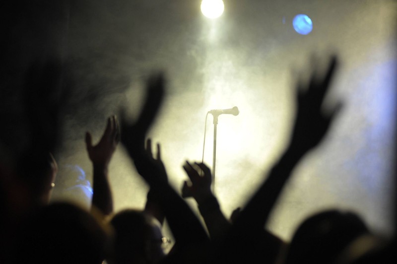 Einige beliebte Songs basieren auf Literatur.