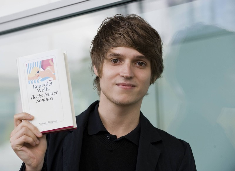  2008 erschien Benedict Wells's erstes Buch „Becks letzter Sommer“.